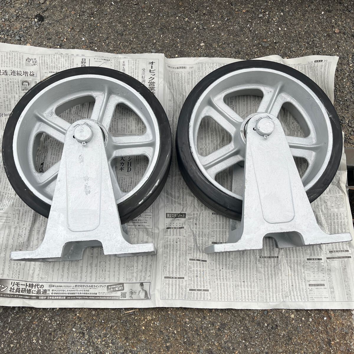 岡本工機 マリーナ 船台 車輪 キャスター 300×100 マリン ボート 岡本工機 マリーナ 船台 車輪 キャスター 300×100 マリン ボート