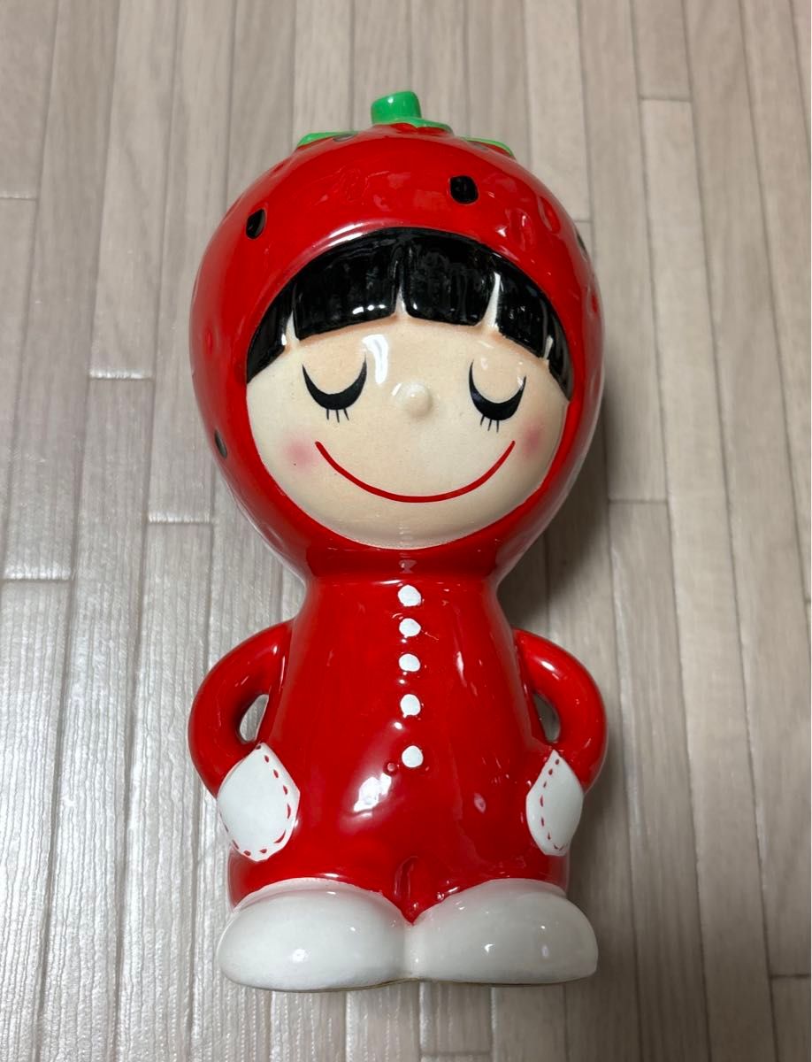 内藤ルネ いちごちゃん 貯金箱 置物 レトロ 内藤ルネ いちごちゃんの貯金箱 置物 レトロ|Yahoo!フリマ(旧