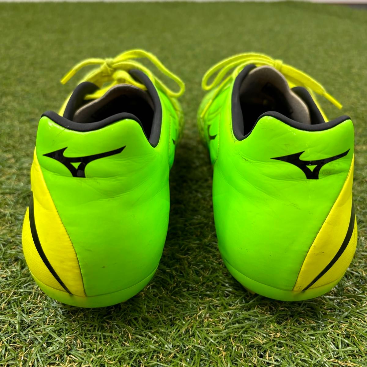 即日発送】mizuno ミズノ IGNITUS イグニタス4 MD 28cm サッカー 即日発送】mizuno ミズノ IGNITUS イグニタス4 MD 28cm サッカー