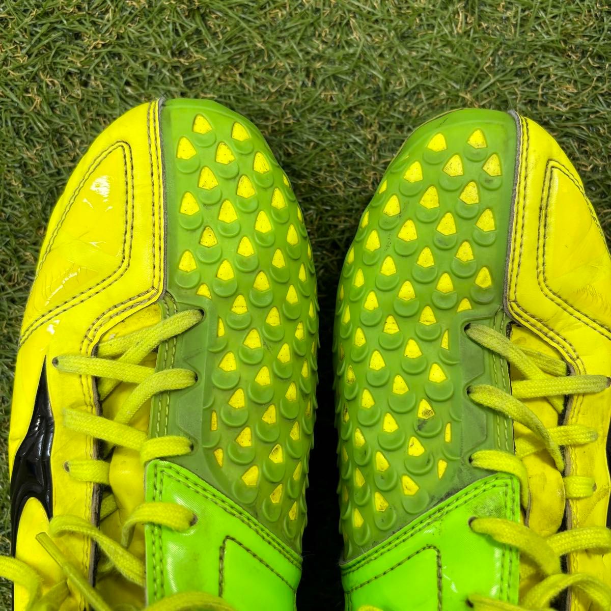 即日発送】mizuno ミズノ IGNITUS イグニタス4 MD 28cm サッカー 即日発送】mizuno ミズノ IGNITUS イグニタス4 MD 28cm サッカー