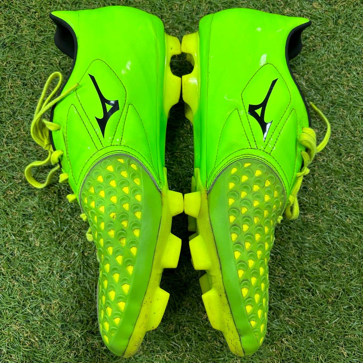 即日発送】mizuno ミズノ IGNITUS イグニタス4 MD 28cm サッカー 即日発送】mizuno ミズノ IGNITUS イグニタス4 MD 28cm サッカー
