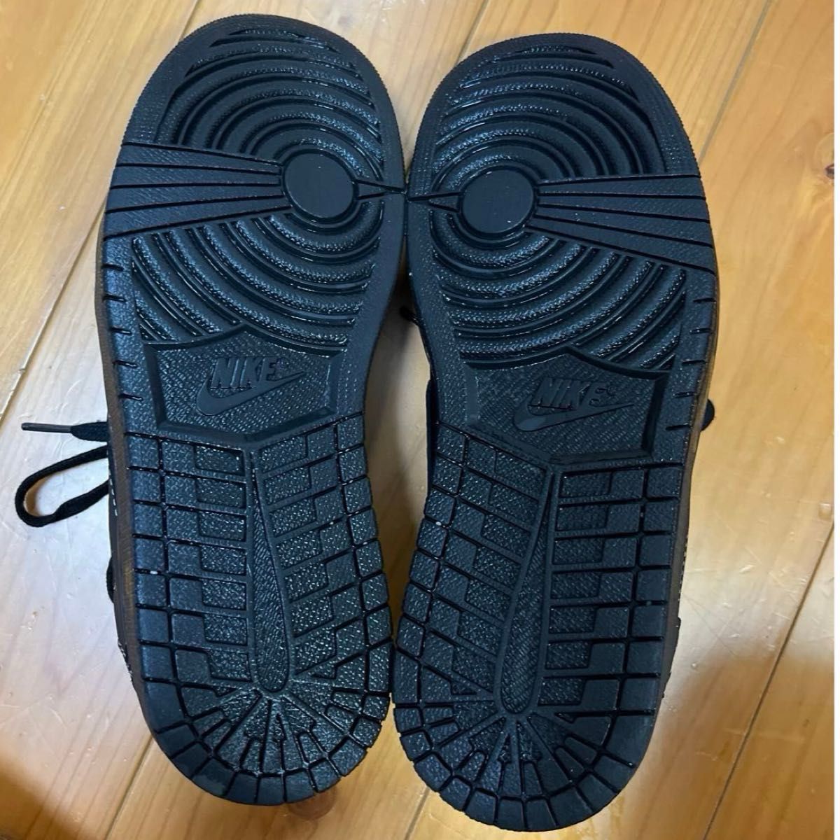 本日最終日値下げ中 NIKE トラヴィススコット ブラック 本日最終日値下げ中 NIKE トラヴィススコット ブラック