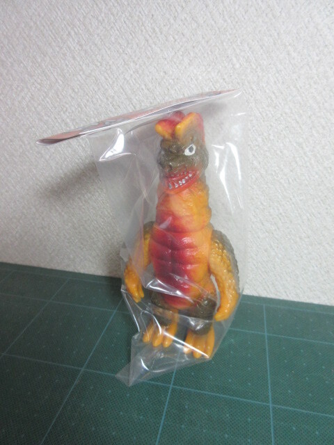 新品 ぶたのはな ソフト焼き玩具怪獣シリーズ ゴーストロン 新品 ぶたのはな ソフト焼き玩具怪獣シリーズ ゴーストロン