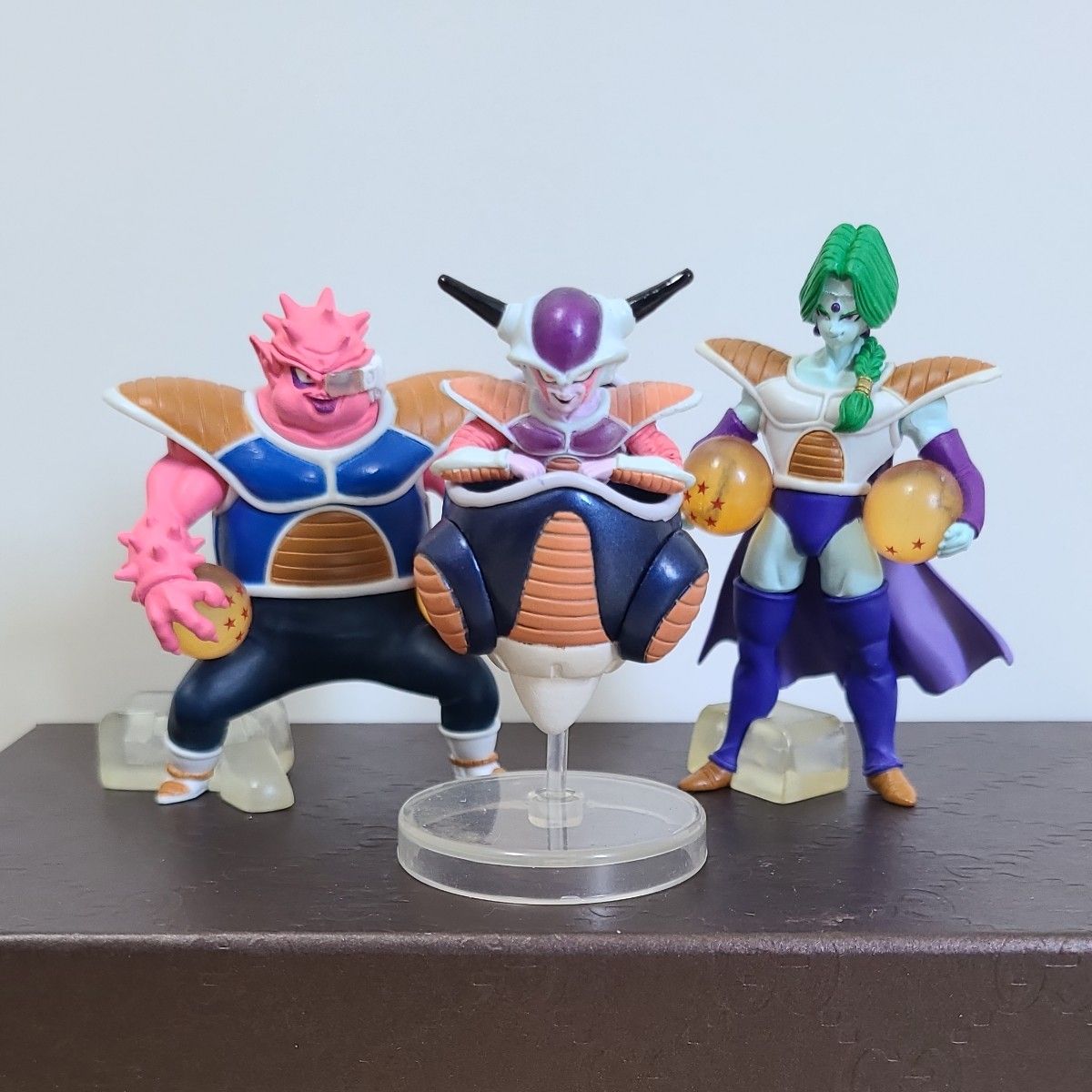 ドラゴンボールZ HG フリーザ ザーボン ドドリア フィギュア ドラゴンボールZ HG フリーザ ザーボン ドドリア フィギュア