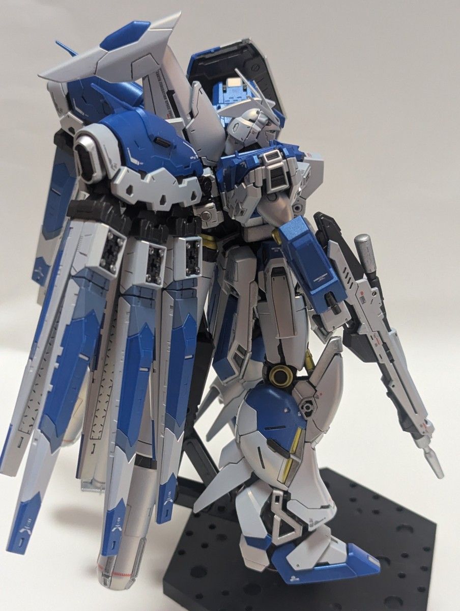 RG Hi-νガンダム 全塗装完成品 ジャンク|Yahoo!フリマ(旧 RG Hi-νガンダム 全塗装完成品 ジャンク|Yahoo!フリマ(旧