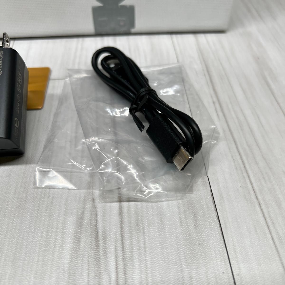 SONY ZV-E10 純正 ACアダプターケブル AC-UUD12 箱無し|Yahoo SONY ZV-E10 純正 ACアダプターケブル AC-UUD12 箱無し|Yahoo