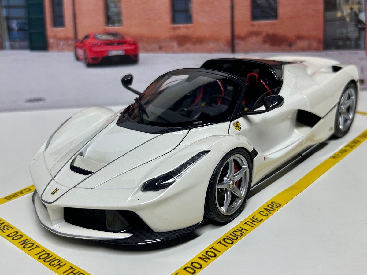 BBR 1/18 Ferrari La Ferrari Aperta Bianco Italia Ferrari BBR182233 minicar 