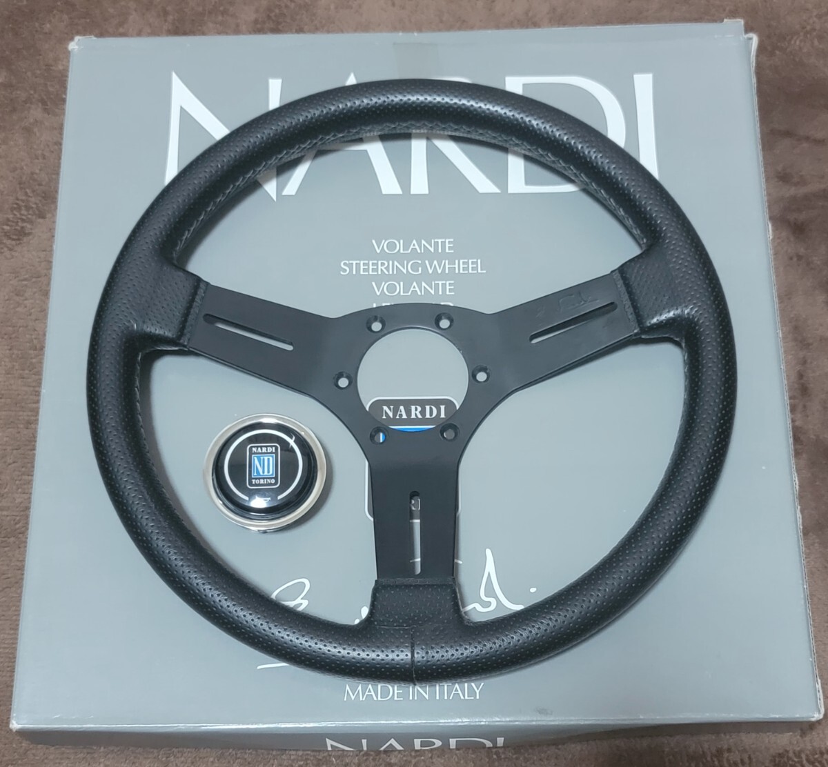 美品 NARDI ナルディ ステアリング 正規品 COMPETITION 美品 NARDI ナルディ ステアリング 正規品 COMPETITION