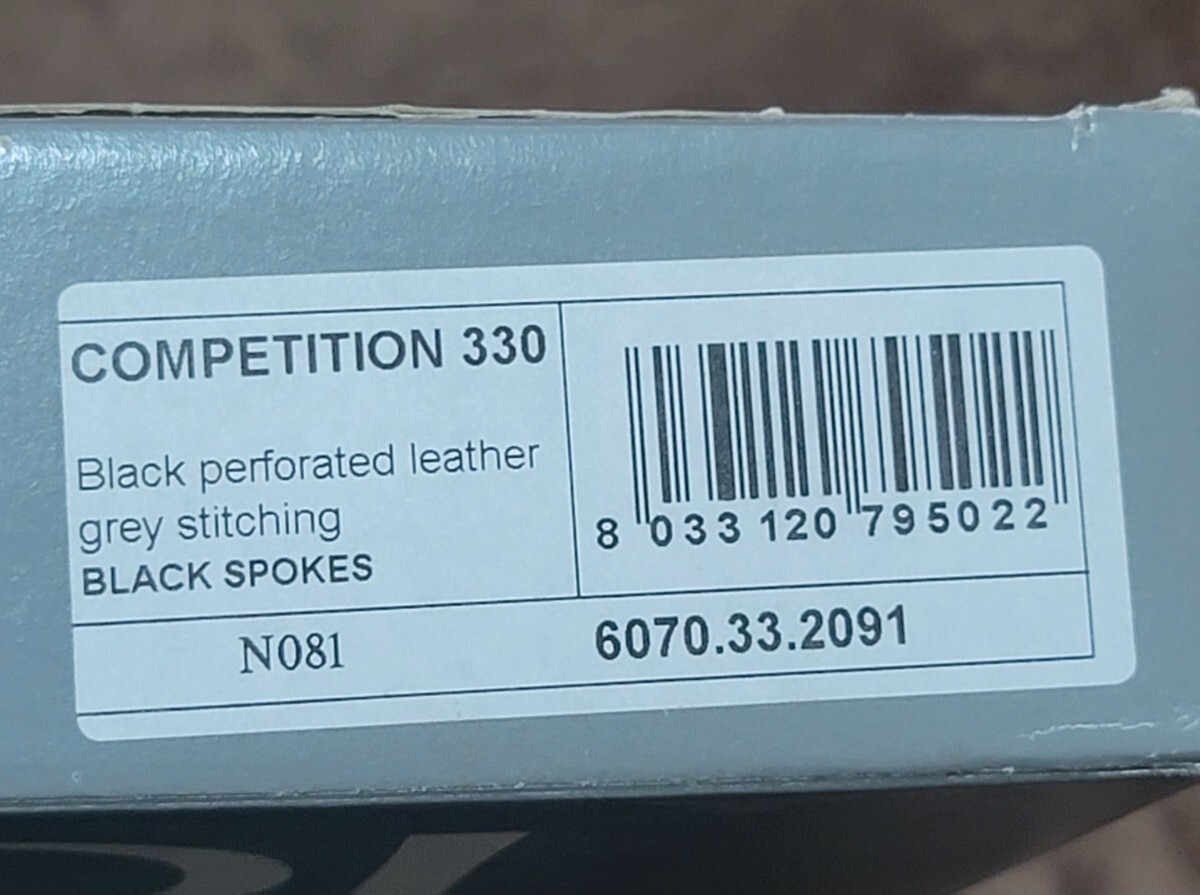 美品 NARDI ナルディ ステアリング 正規品 COMPETITION 美品 NARDI ナルディ ステアリング 正規品 COMPETITION