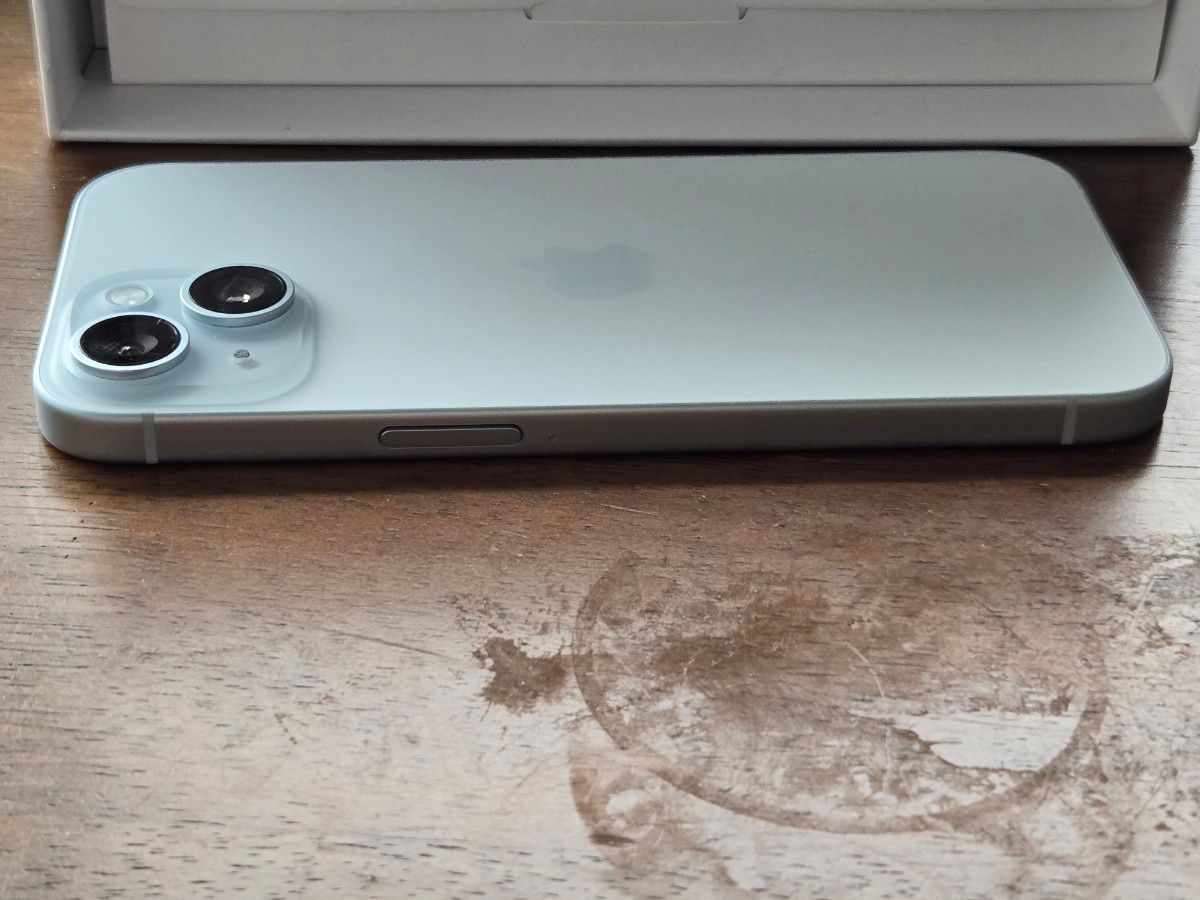 最終値下げ iPhone 15 128GB ブルー Appleストア版|Yahoo 最終値下げ iPhone 15 128GB ブルー Appleストア版|Yahoo