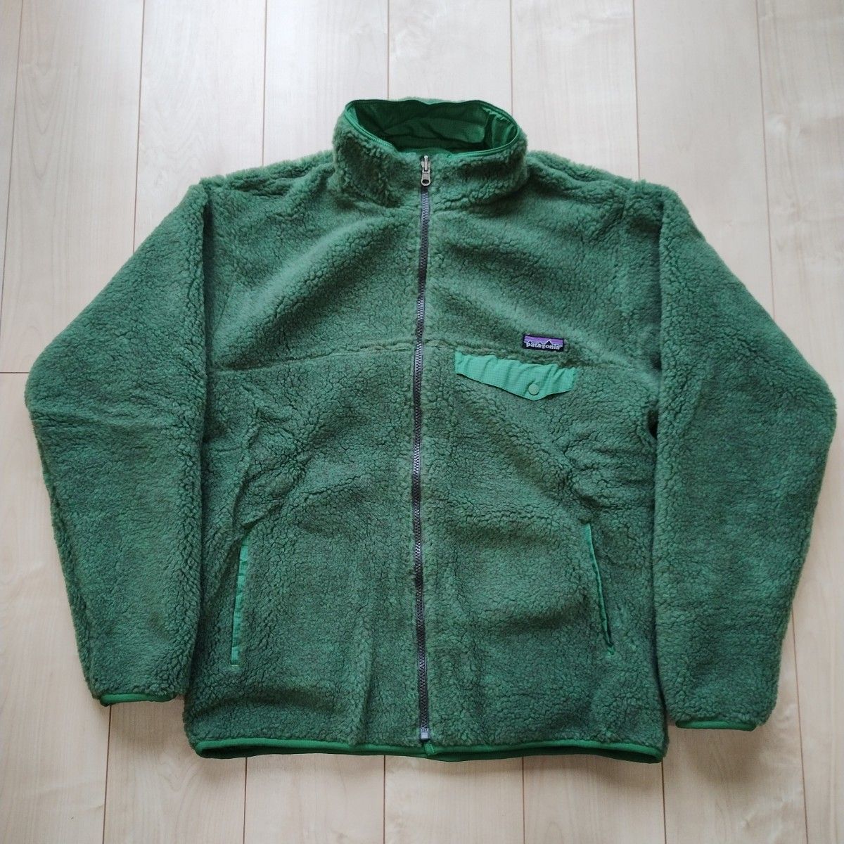 Patagonia パタゴニア 08年製 新品 未使用 Reversible Snap-zip Patagonia パタゴニア 08年製 新品 未使用 Reversible Snap-zip