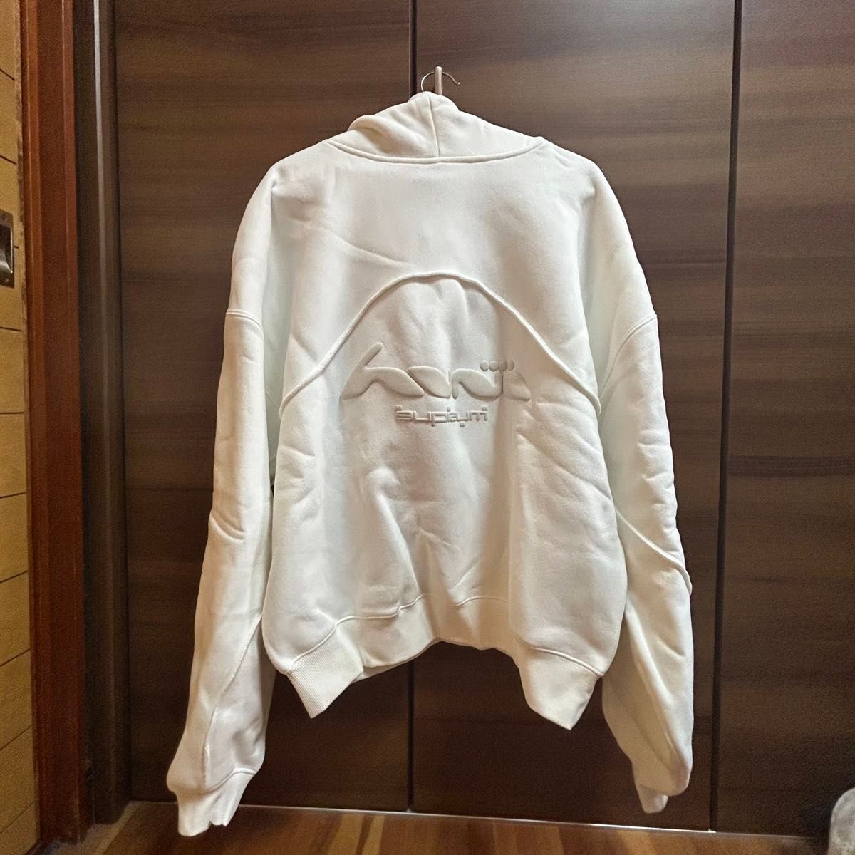 Huni design hoodie パーカー HZMプロデュース Lサイズ ホワイト Huni design hoodie パーカー HZMプロデュース Lサイズ ホワイト