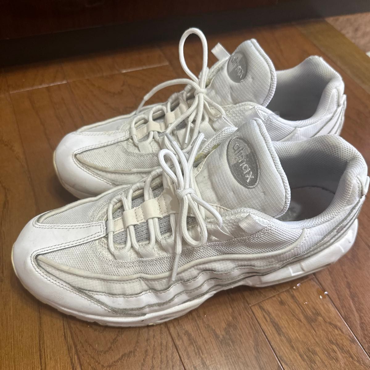 美品 NIKE AIR MAX 95 エッセンシャル ホワイト ナイキ 白 29 美品 NIKE AIR MAX 95 エッセンシャル ホワイト ナイキ 白 29