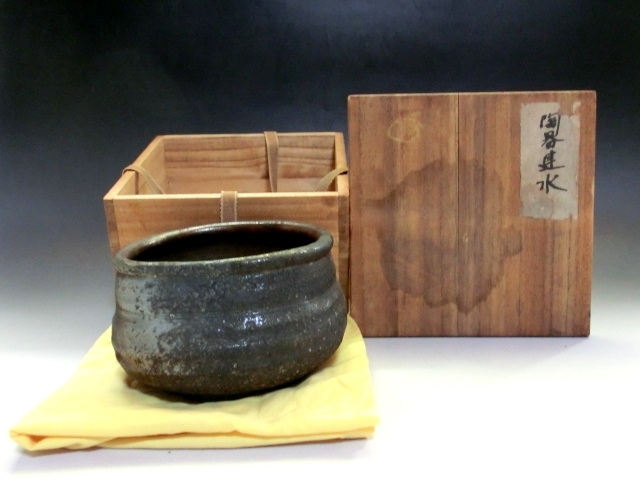 建水■古備前 陶器建水 歪み茶器 古いお茶道具 古美術 時代物 骨董品■_画像2