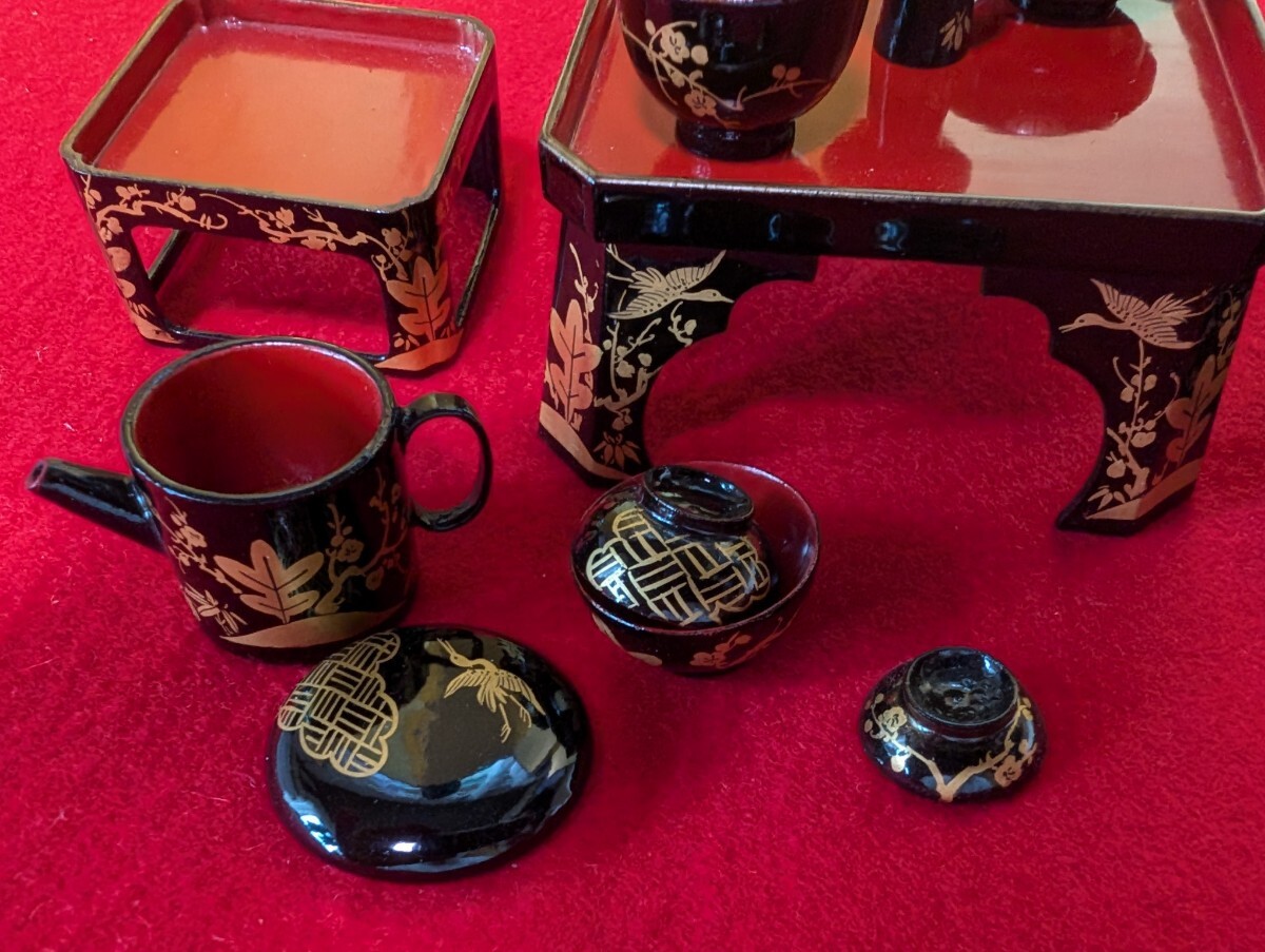 雛道具 蝶足膳 櫃 湯桶(雛人形 ミニチュア ドールハウス 七澤屋 雛道具 蝶足膳 櫃 湯桶(雛人形 ミニチュア ドールハウス 七澤屋