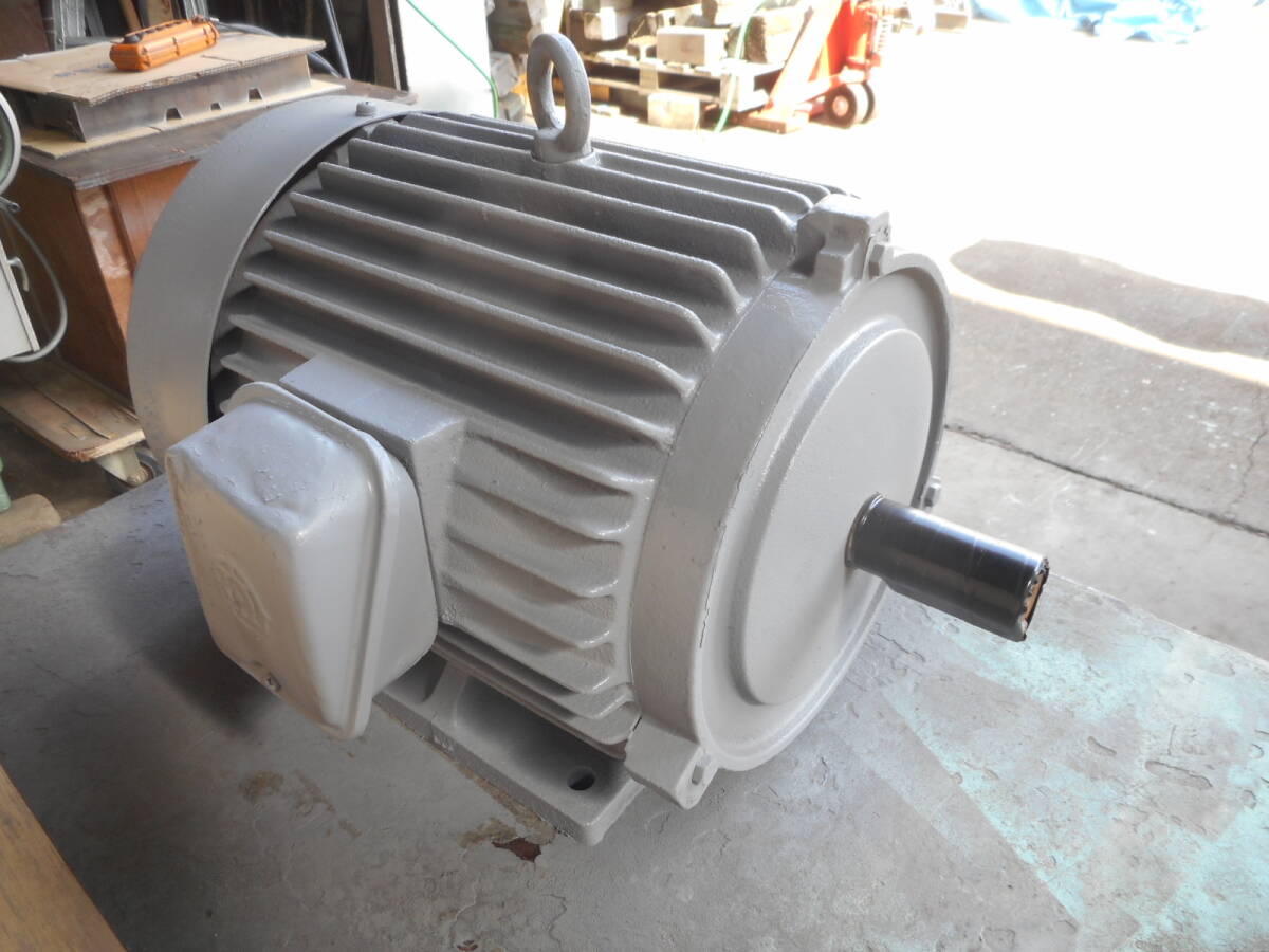 434) 日立 モーター 3.7kw×2P シャフト 28パイ、キー巾 7mm 434) 日立 モーター 3.7kw×2P シャフト 28パイ、キー巾 7mm