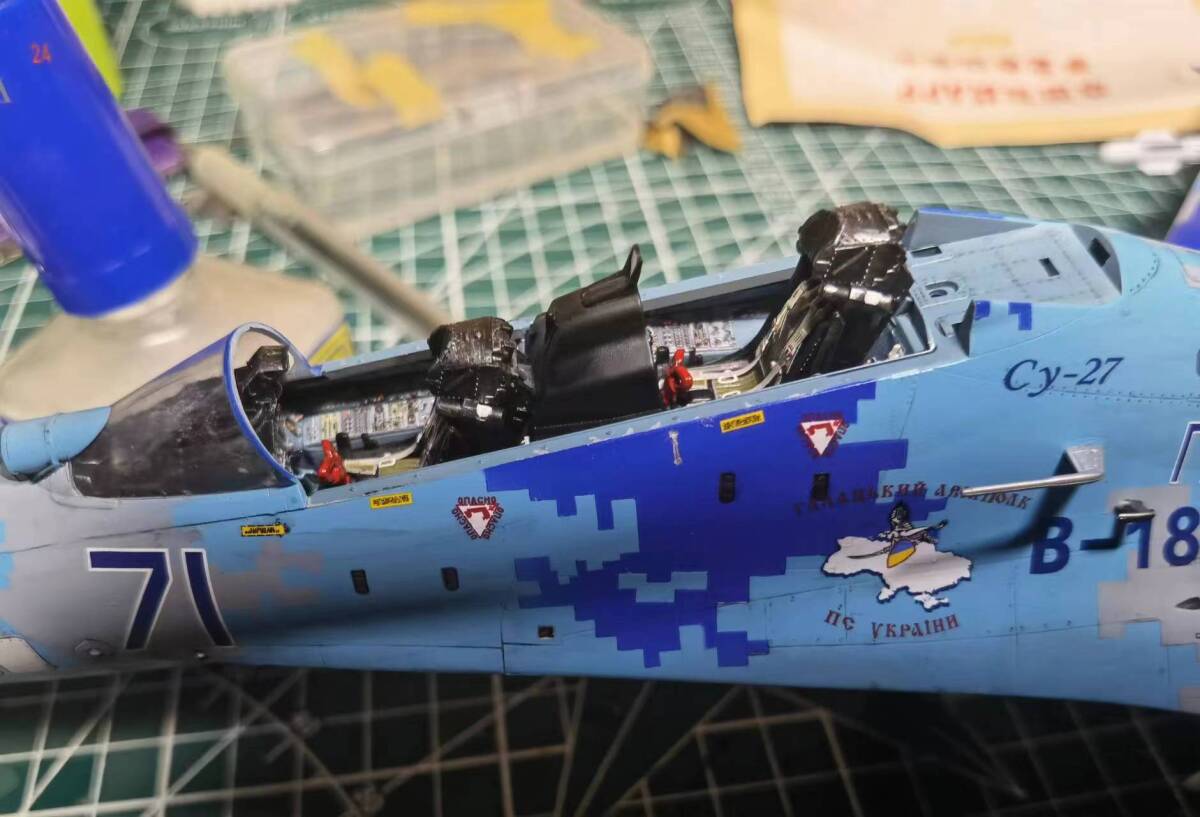 1/48 ウクライナー空軍 Su-27ubm 組立塗装済完成品 航空機 1/48 ウクライナー空軍 Su-27ubm 組立塗装済完成品 航空機