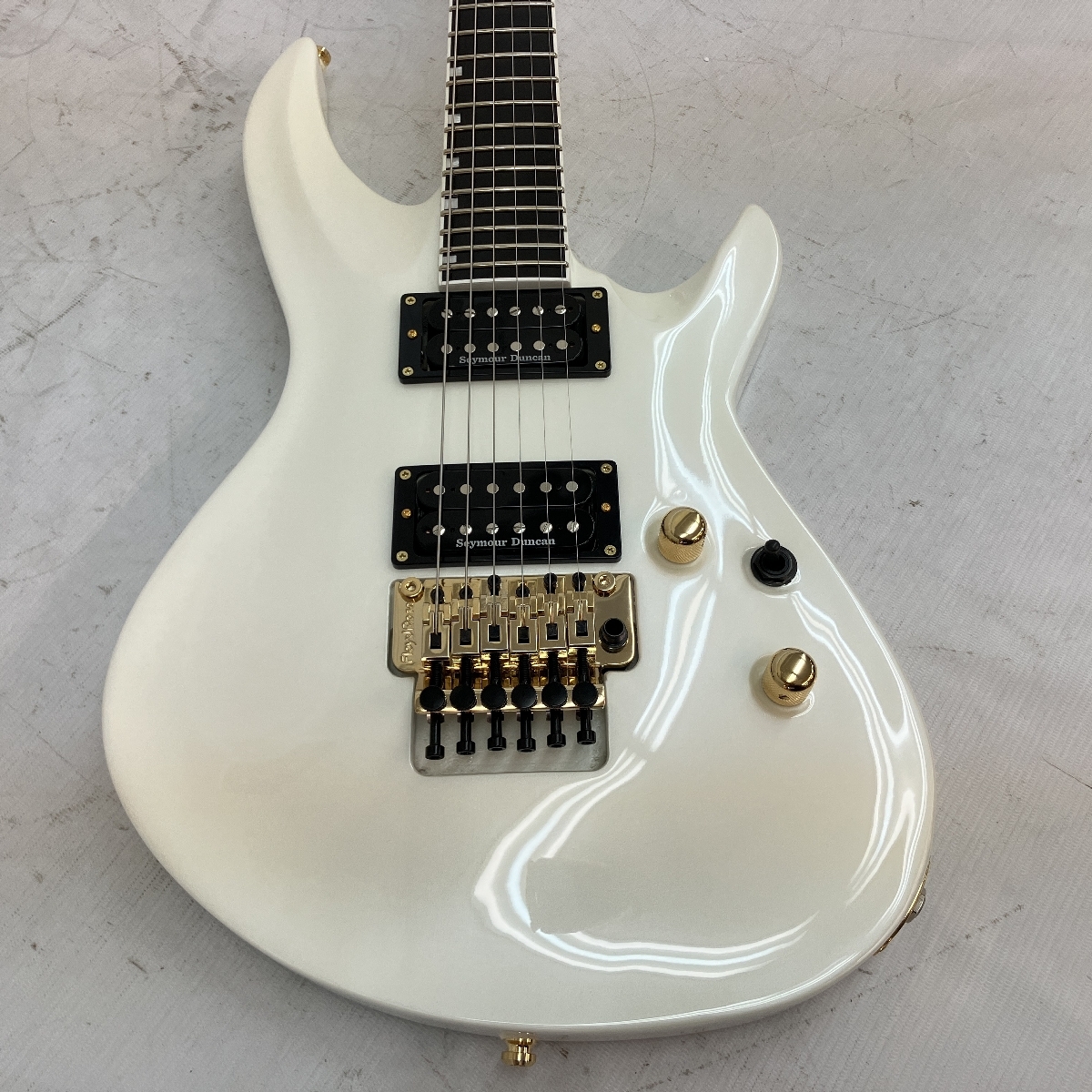 Yahoo!オークション - EDWARDS E-HR-145III Pearl White エレキ Yahoo!オークション - EDWARDS E-HR-145III Pearl White エレキ