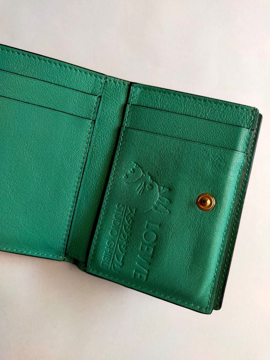 ロエベ 千と千尋の神隠し 財布 ジブリ まっくろくろすけ ロエベ 千と千尋の神隠し 財布 ジブリ まっくろくろすけ
