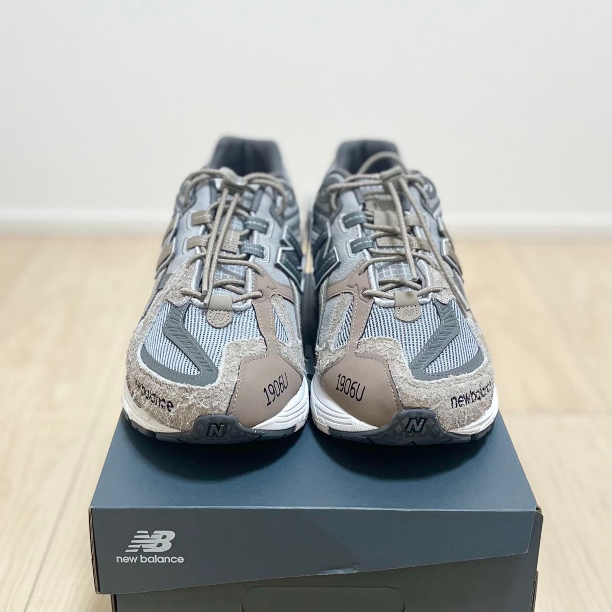 28】INVINCIBLE × N HOOLYWOOD × New Balance 1906U|Yahoo 28】INVINCIBLE × N HOOLYWOOD × New Balance 1906U|Yahoo