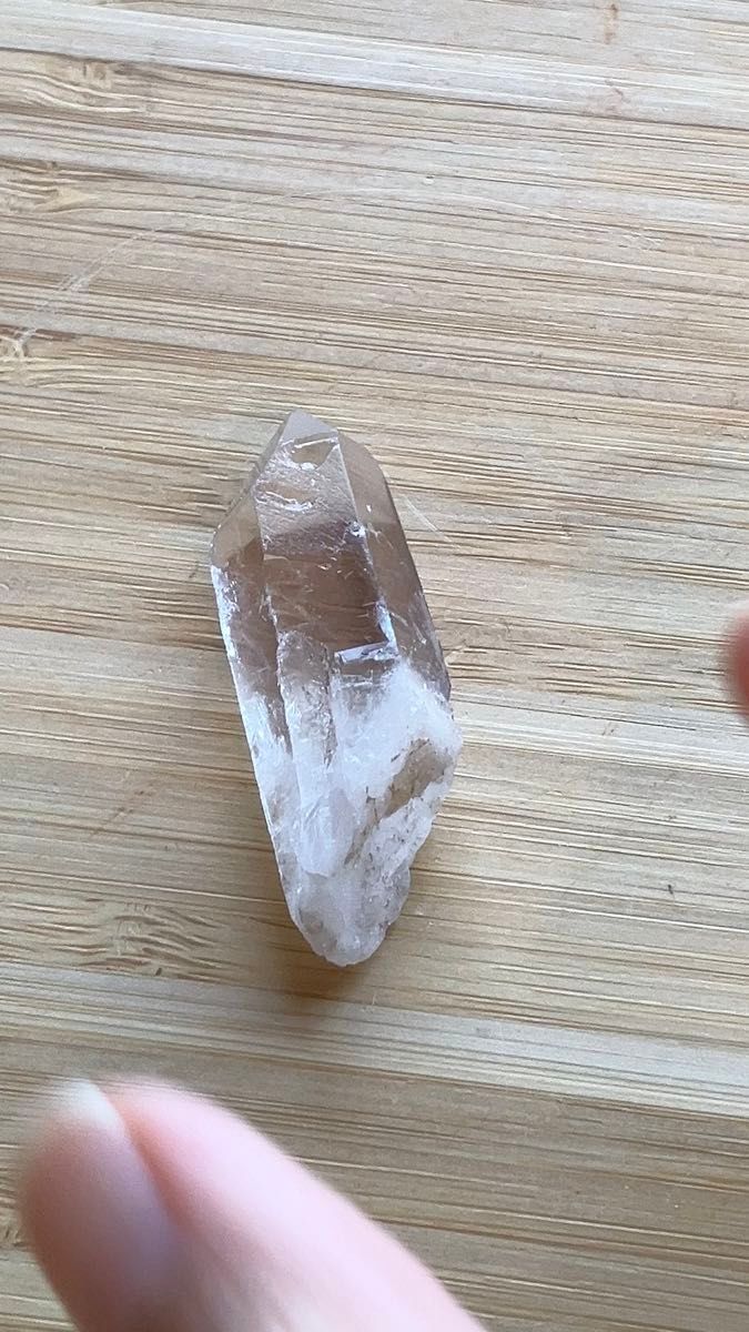イニムタバ パープルクォーツポイント 水晶 天然石 ブラジルミナスジェライス州 ②