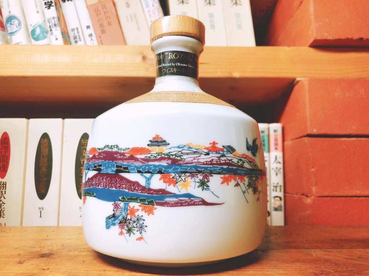 未開栓 ウイスキー ニッカ 鶴 白 陶器ボトル 760ml/43度 未開栓 ウイスキー ニッカ 鶴 白 陶器ボトル 760ml/43度