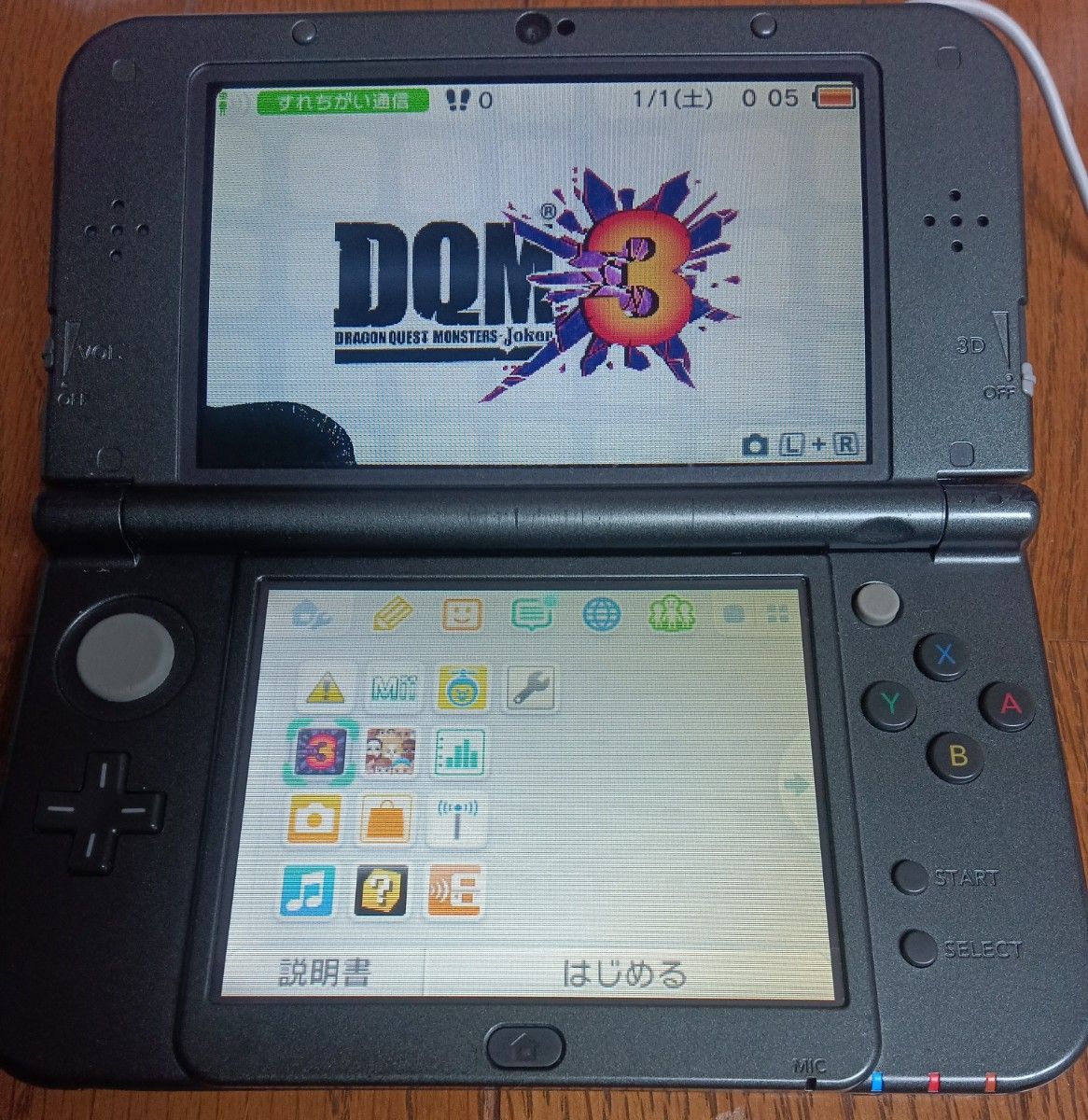 NEW NINTENDO 3DS LL メタリックブラック ジャンク 上画面に液 NEW NINTENDO 3DS LL メタリックブラック ジャンク 上画面に液
