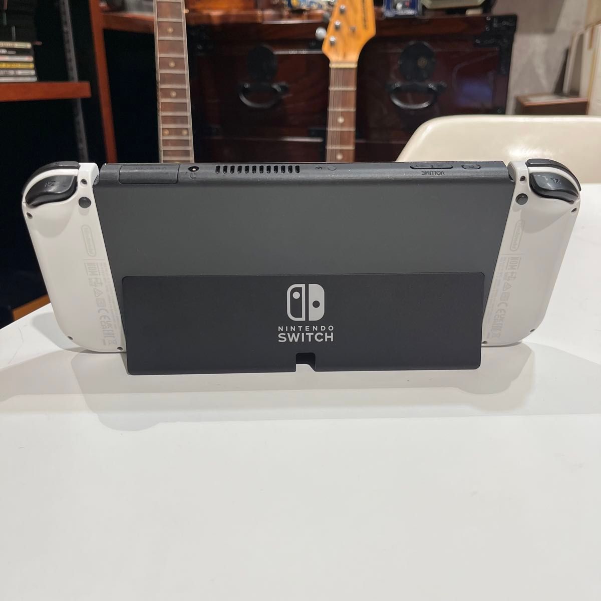 美品 Nintendo Switch 有機ELモデル ホワイト 2023年3月 任天堂