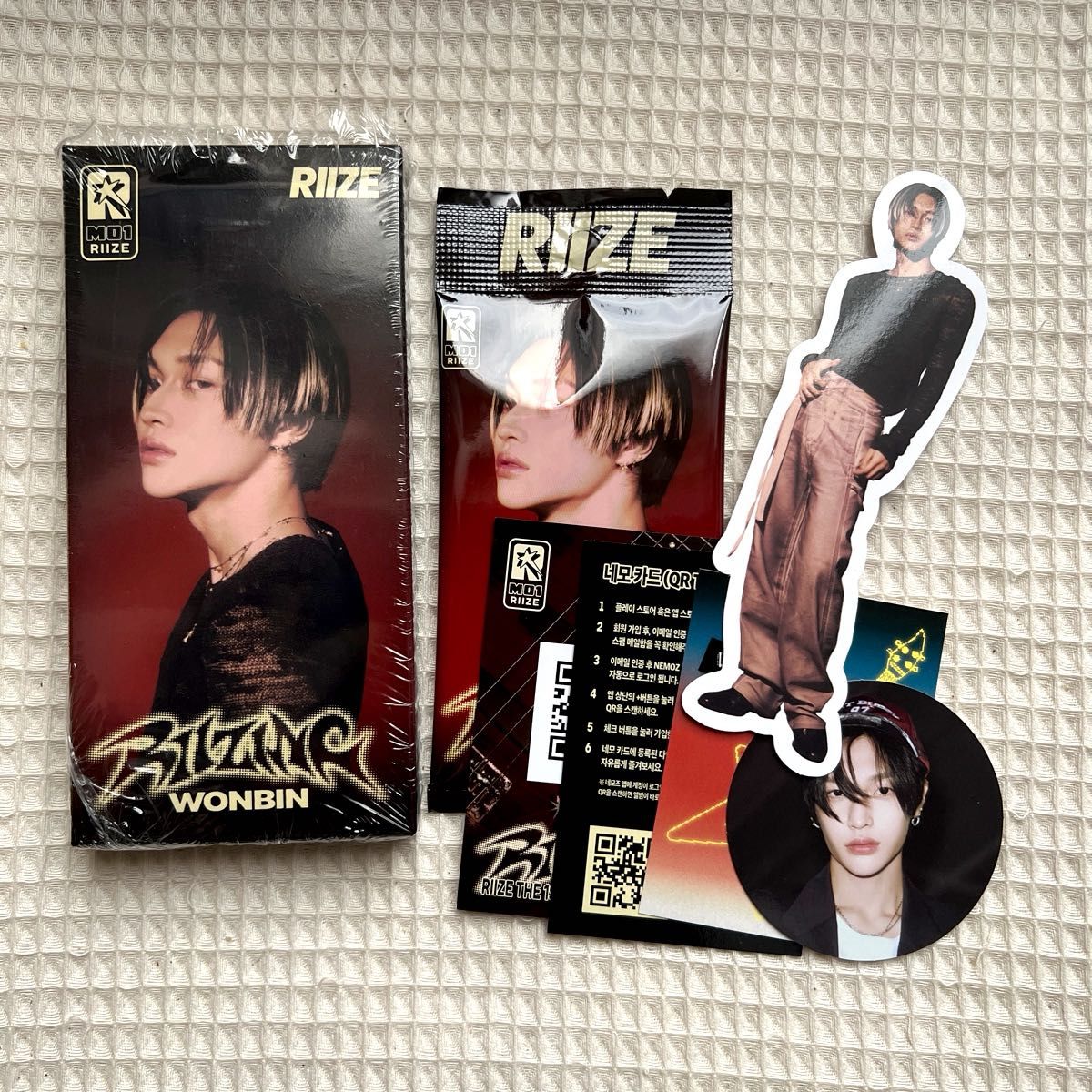 RIIZE ライズ 1st mini album RIIZING フォトパックver RIIZE ライズ 1st mini album RIIZING フォトパックver