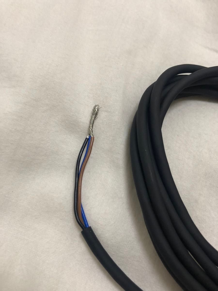 KEYENCE アンプ内蔵型光電センサ PZ-G61N角型 回帰反射型 KEYENCE アンプ内蔵型光電センサ PZ-G61N角型 回帰反射型