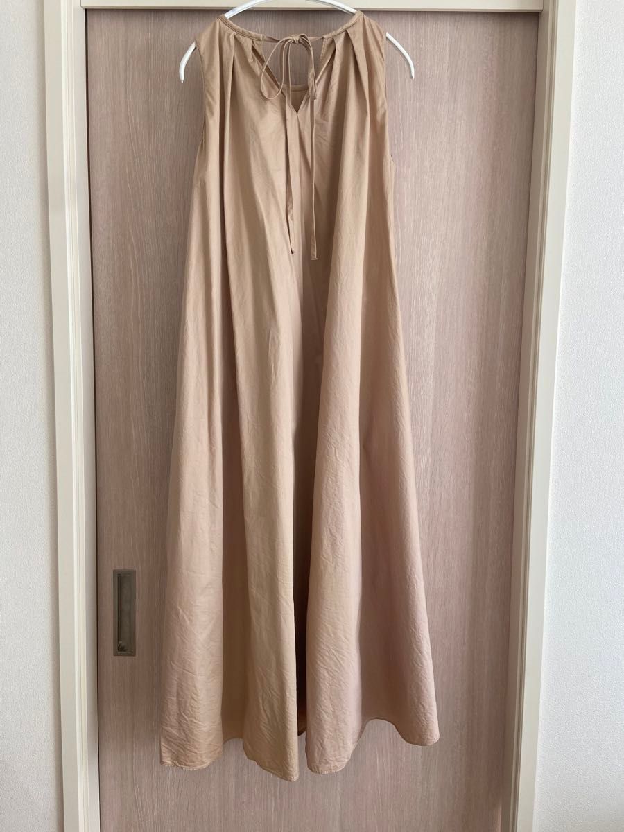 ZARA マキシワンピース ノースリーブ コットン100% ベージュ ZARA マキシワンピース ノースリーブ コットン100% ベージュ