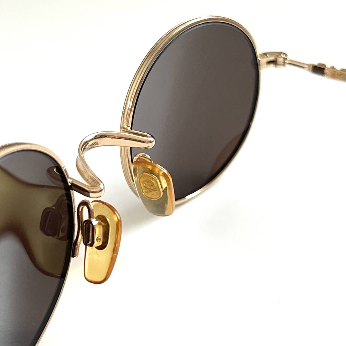 ◆EMPORIO ARMANI エンポリオアルマーニ オーバル型 サングラス ゴールド ロゴ入りテンプル ヴィンテージ sunglasses 002 743 48□22 ◆EMPORIO ARMANI エンポリオアルマーニ オーバル型 サングラス ゴールド ロゴ入りテンプル ヴィンテージ sunglasses 002 743 48□22
