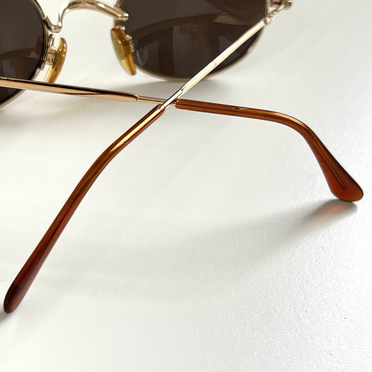 ◆EMPORIO ARMANI エンポリオアルマーニ オーバル型 サングラス ゴールド ロゴ入りテンプル ヴィンテージ sunglasses 002 743 48□22 ◆EMPORIO ARMANI エンポリオアルマーニ オーバル型 サングラス ゴールド ロゴ入りテンプル ヴィンテージ sunglasses 002 743 48□22