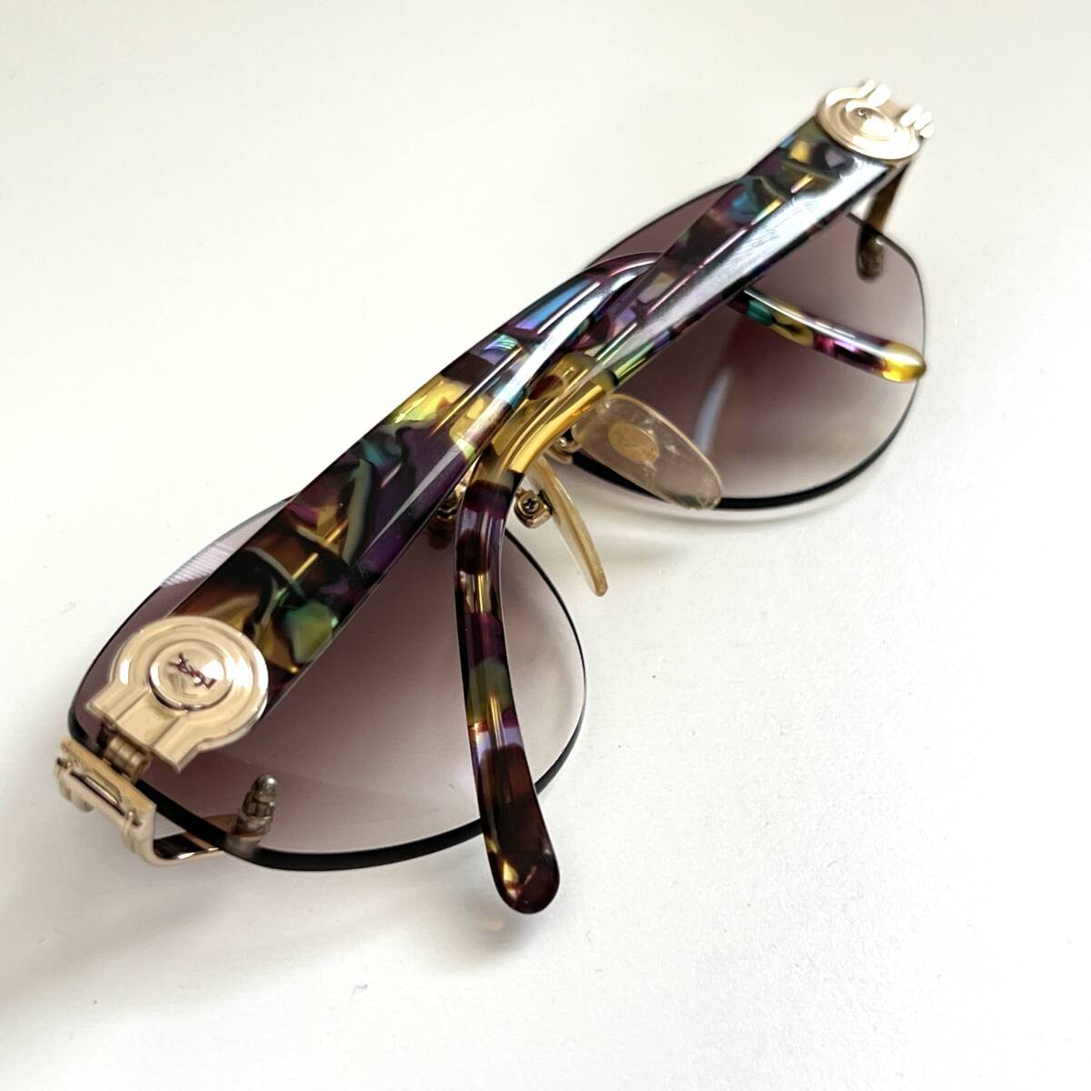 ◆YvesSaintLaurent イヴサンローラン ツーポイント サングラス 眼鏡フレーム メガネ サイドYSLロゴ マルチカラー ゴールド ヴィンテージ ◆YvesSaintLaurent イヴサンローラン ツーポイント サングラス 眼鏡フレーム メガネ サイドYSLロゴ マルチカラー ゴールド ヴィンテージ