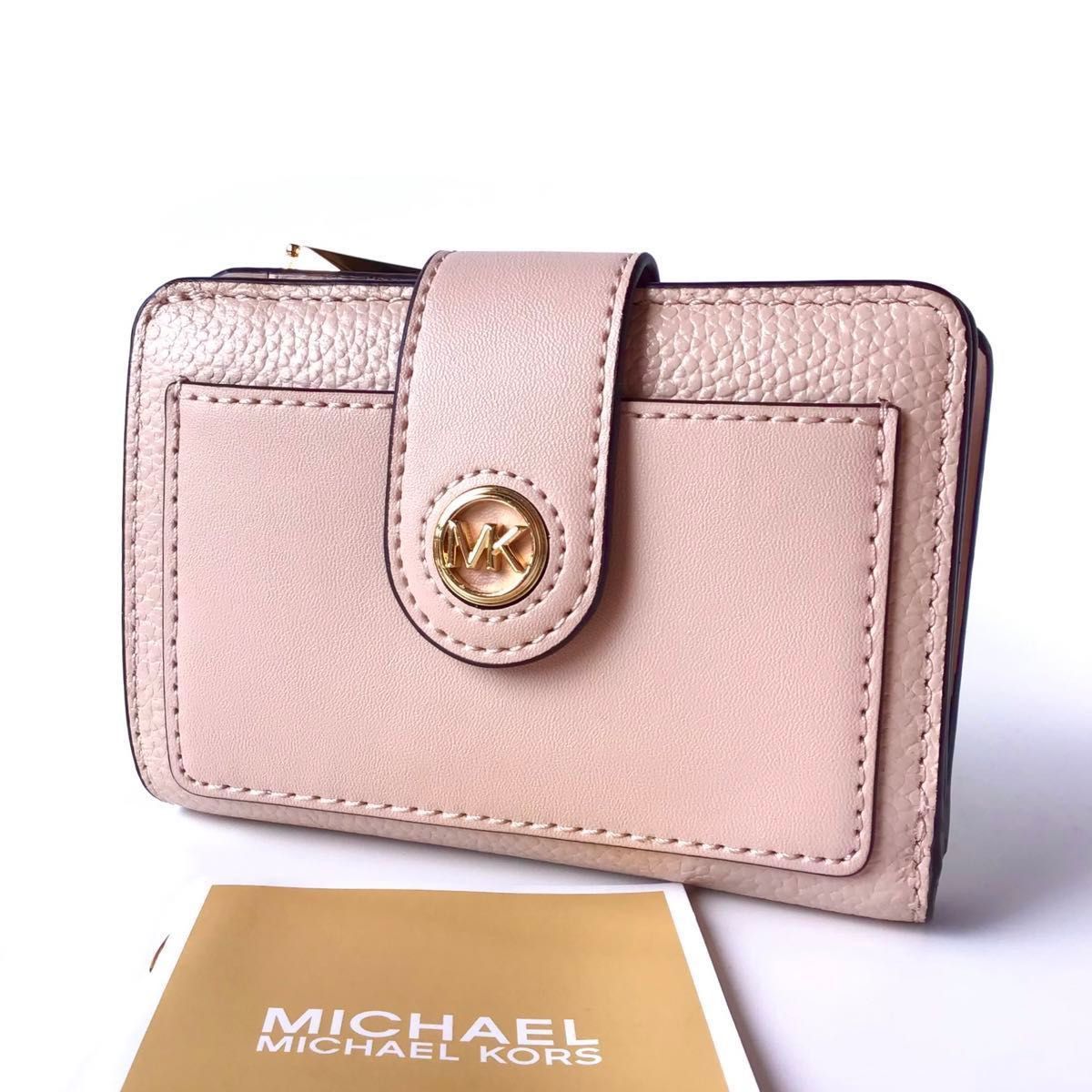 新品】マイケルコース 折り財布 MK CHARM タブ コンパクト 新品】マイケルコース 折り財布 MK CHARM タブ コンパクト