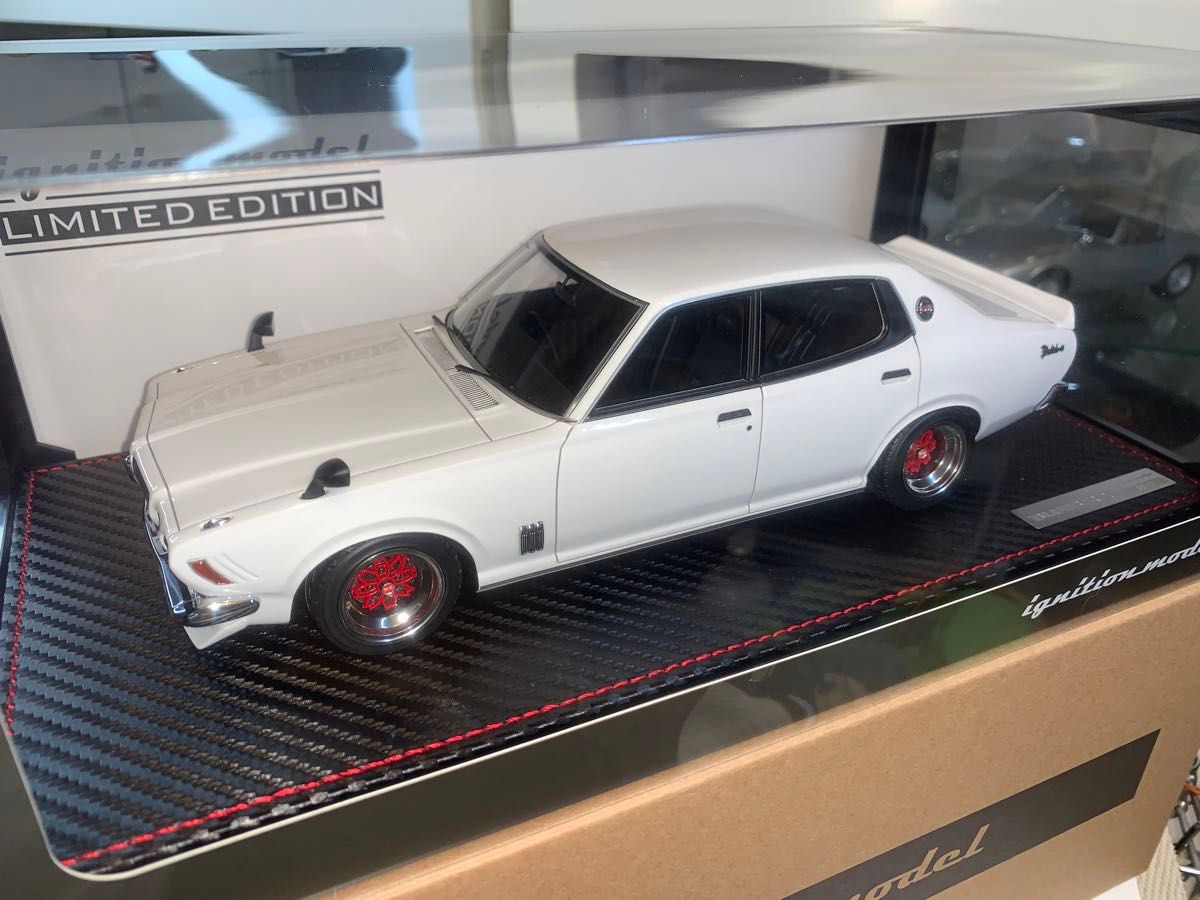 イグニッションモデル 1/18 日産ブルーバードU GTX (エンジン イグニッションモデル 1/18 日産ブルーバードU GTX (エンジン