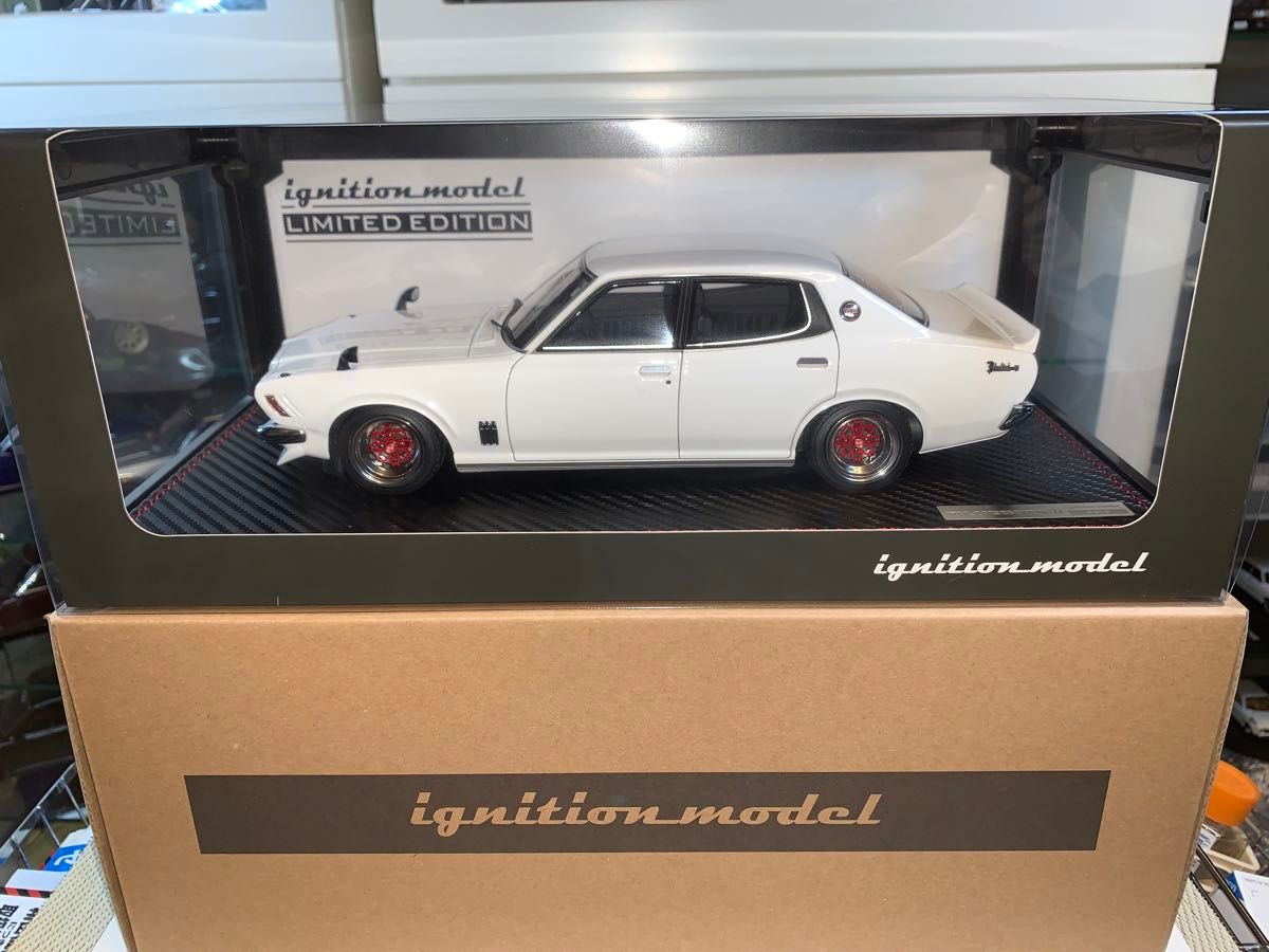 イグニッションモデル 1/18 日産ブルーバードU GTX (エンジン イグニッションモデル 1/18 日産ブルーバードU GTX (エンジン