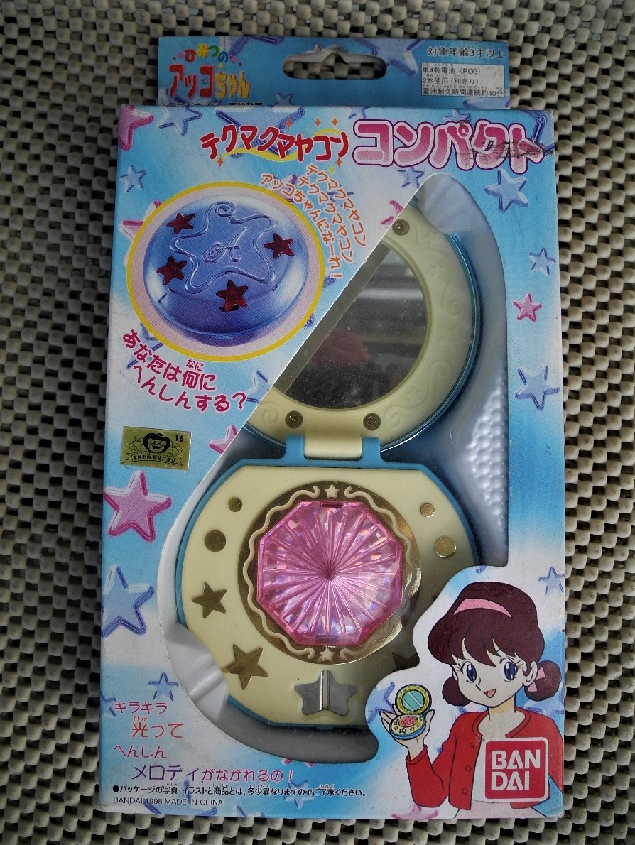 * Himitsu no Akko-chan *te bear bear ya navy blue compact *1998 that time thing Bandai made * new goods unopened * all . beautiful..