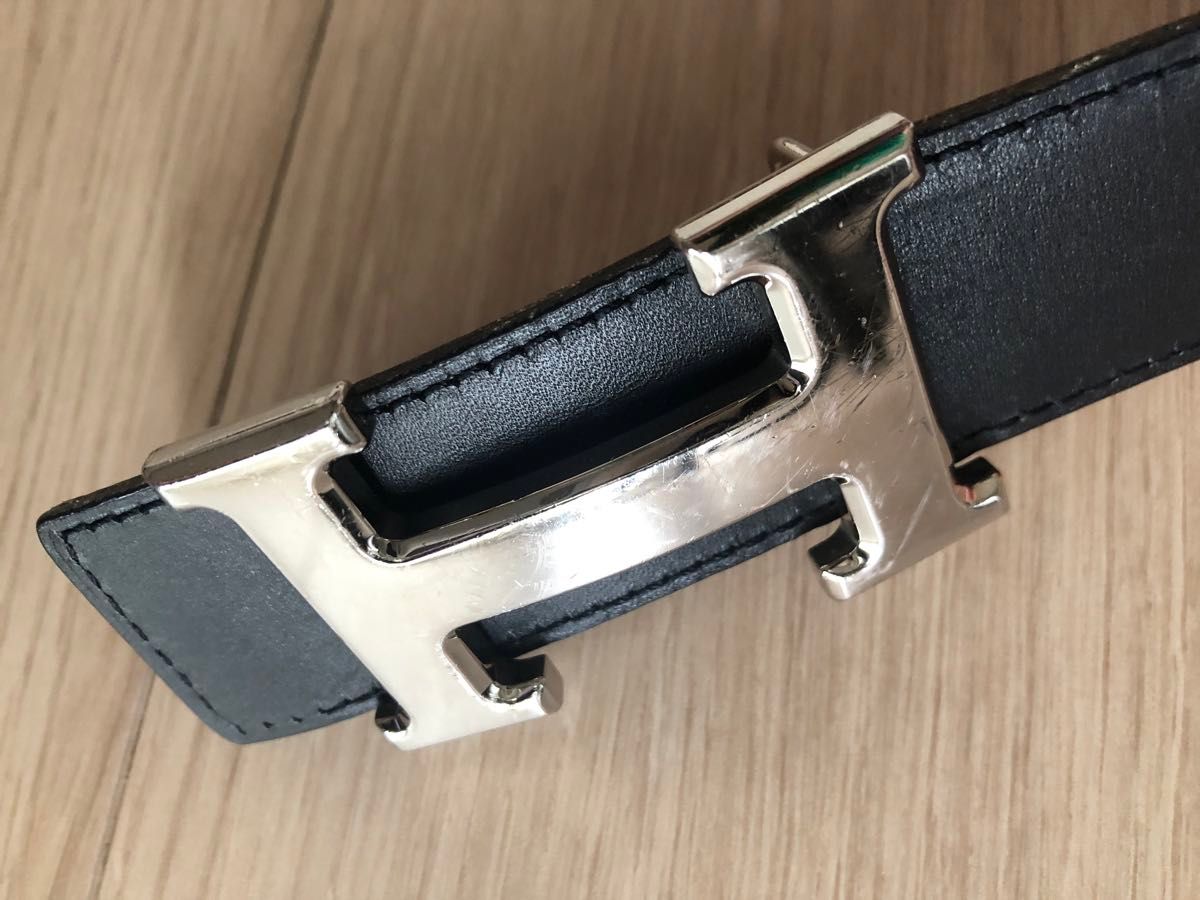 HERMES エルメス ベルト 75 リバーシブル ブラック&ホワイト HERMES エルメス ベルト 75 リバーシブル ブラック&ホワイト