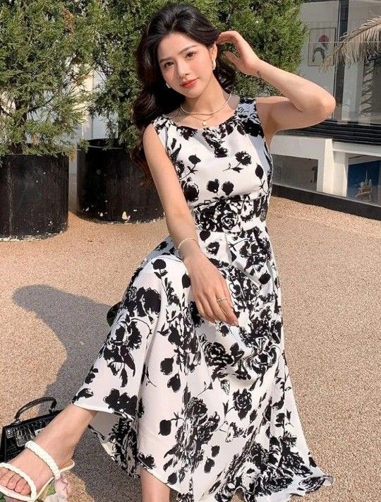 SHEIN エレガント 花柄 Aライン ロングワンピース|Yahoo!フリマ SHEIN エレガント 花柄 Aライン ロングワンピース|Yahoo!フリマ