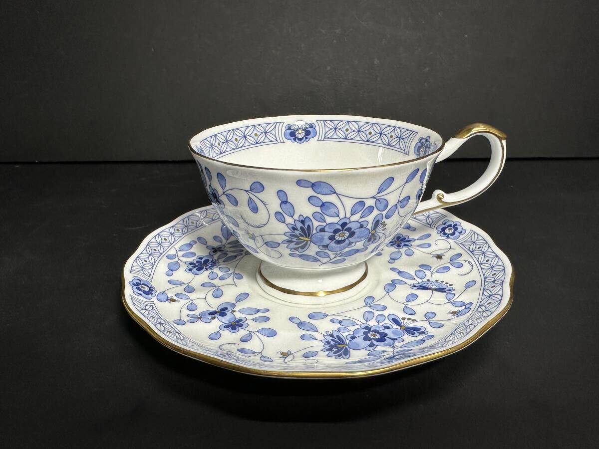 コレクター必見 NARUMI BONE CHINA ナルミ ボーンチャイナ コレクター必見 NARUMI BONE CHINA ナルミ ボーンチャイナ