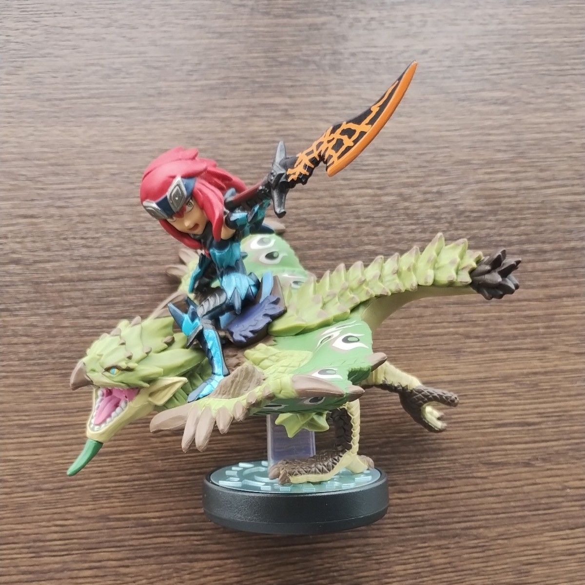 amiibo リオレイア&シュヴァル 新品 未開封 amiibo リオレイア&シュヴァル