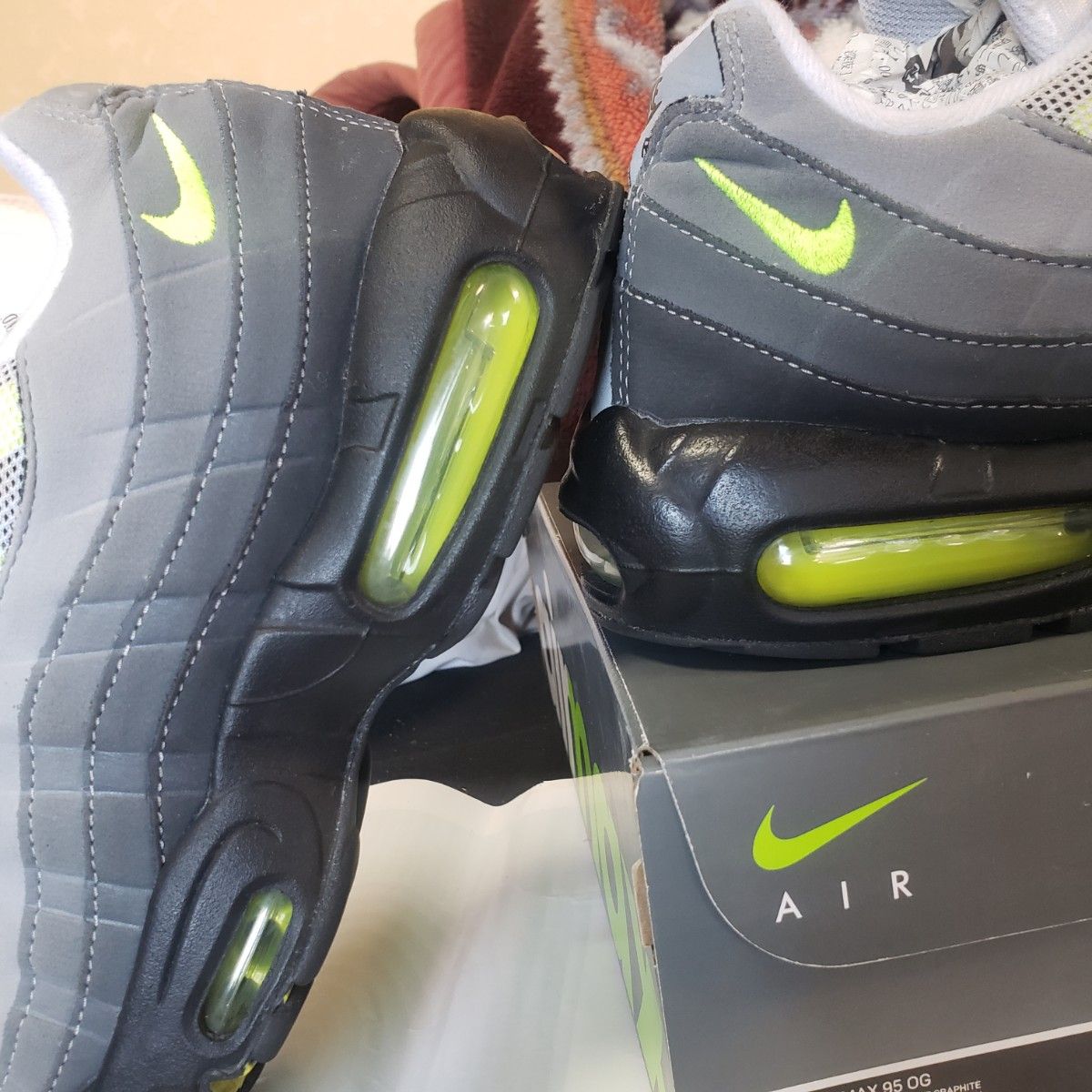 元箱付 NIKE ナイキ AIRMAX エア マックス 95 OG 2020年モデル 元箱付 NIKE ナイキ AIRMAX エア マックス 95 OG 2020年モデル