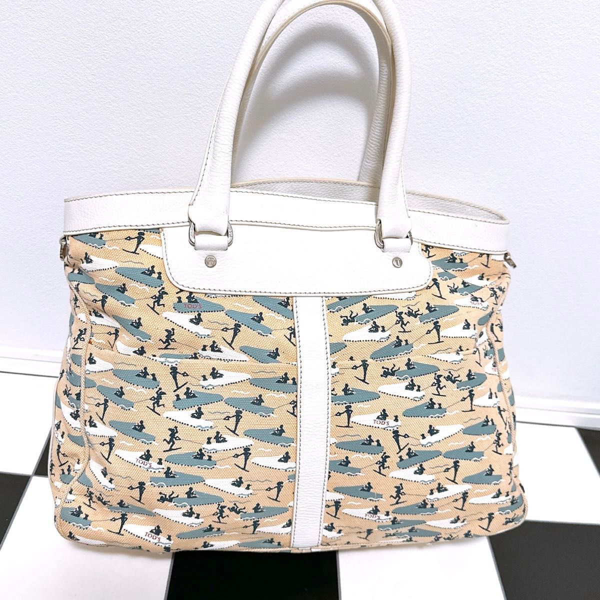 美品》TOD'S (トッズ)トートバッグ|Yahoo!フリマ(旧PayPayフリマ) 美品》TOD'S (トッズ)トートバッグ|Yahoo!フリマ(旧PayPayフリマ)
