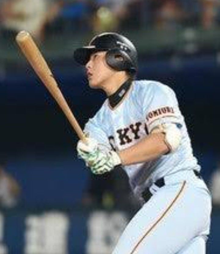 レア】読売 巨人 ジャイアンツ 岡本 ビジター ユニフォーム レア】読売 巨人 ジャイアンツ 岡本 ビジター ユニフォーム
