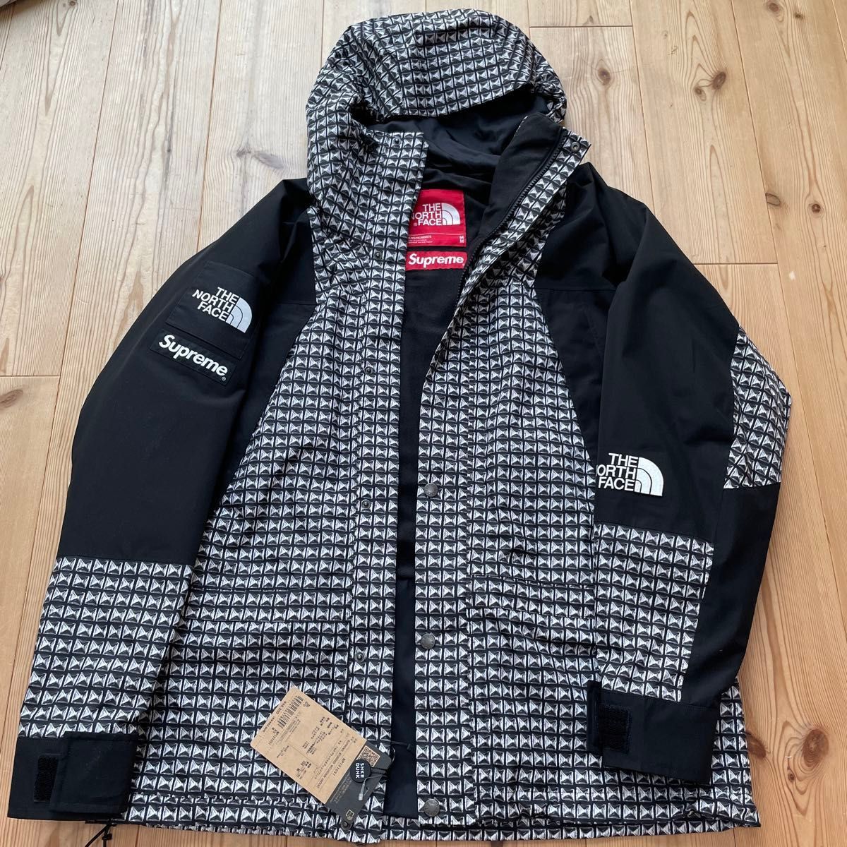 シュプリーム ノースフェイス Supreme マウンテンパーカー シュプリーム ノースフェイス Supreme マウンテンパーカー