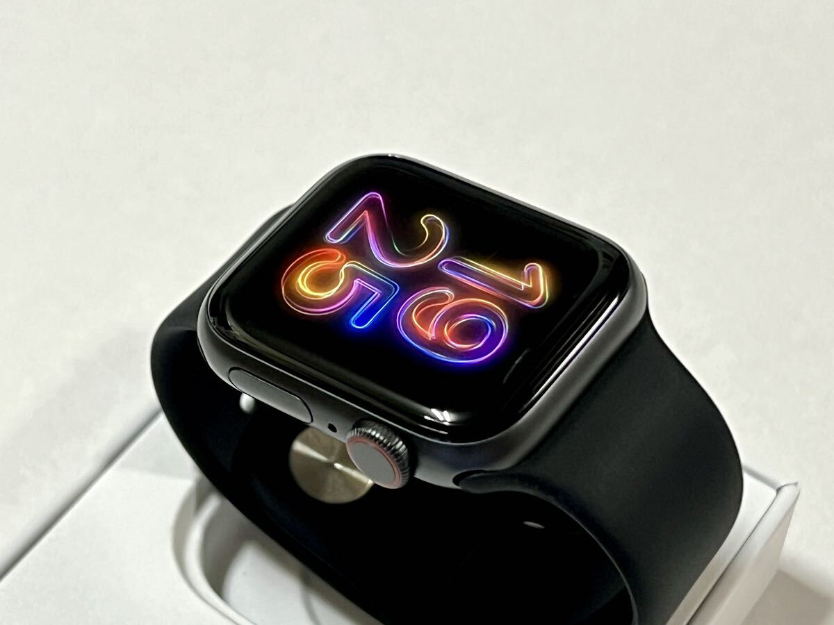 即決 送料無料 Apple Watch SE 40mm アップルウォッチ スペース 即決 送料無料 Apple Watch SE 40mm アップルウォッチ スペース