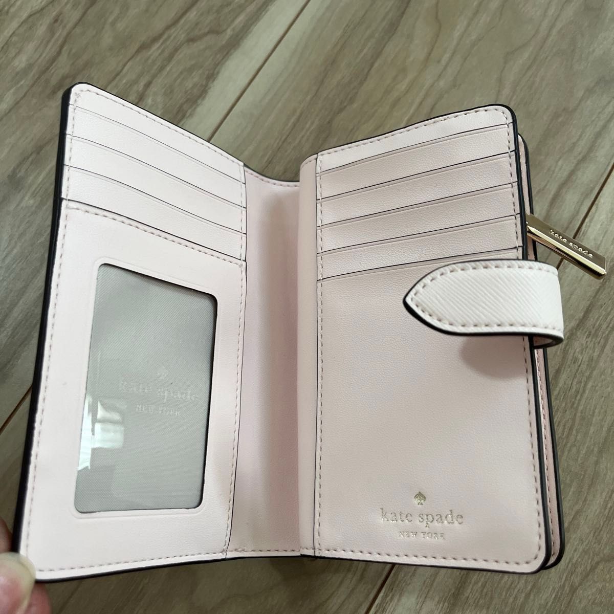 新品】kate spade ケイトスペード ストロベリーガーデン 新品】kate spade ケイトスペード ストロベリーガーデン