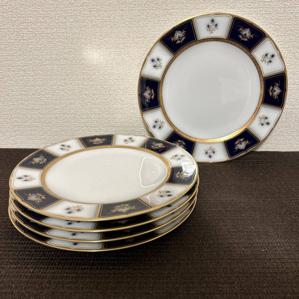 大倉陶園 瑠璃華正倉院 デザートプレート 20.5cm 金彩金蝕 大倉陶園 瑠璃華正倉院 デザートプレート 20.5cm 金彩金蝕