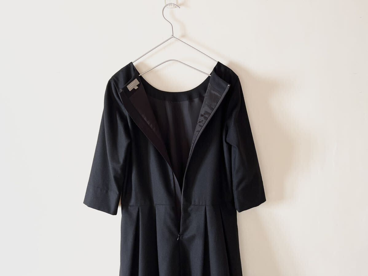 極美品 MARGARET HOWELL マーガレットハウエル ブラック 極美品 MARGARET HOWELL マーガレットハウエル ブラック